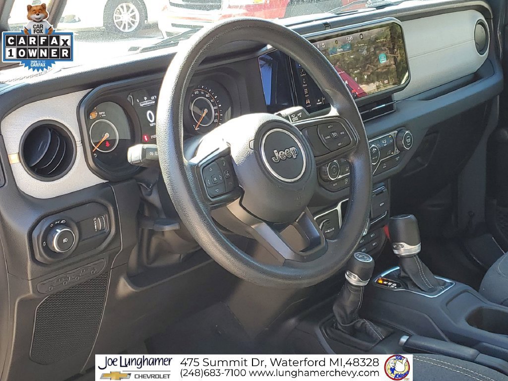 Used 2024 Jeep Wrangler Sport AWD/4WD image 12