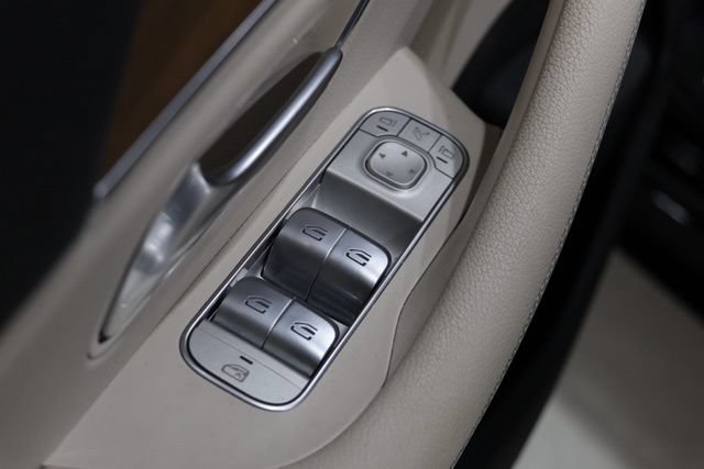 Used 2024 Mercedes-Benz GLE 350 4MATIC image 19