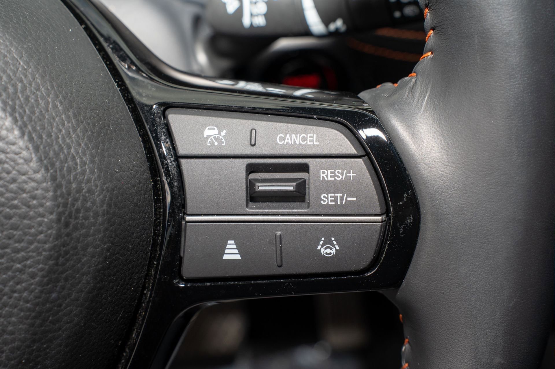 Certified 2023 Honda HR-V Sport image 30