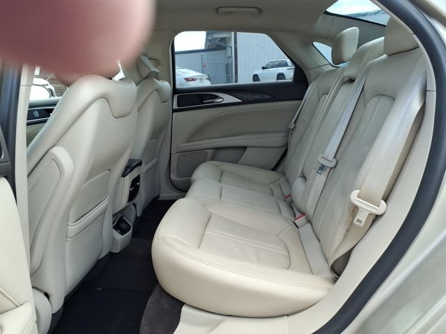 Used 2017 Lincoln MKZ Select w/ Select Plus Package FWD image 9