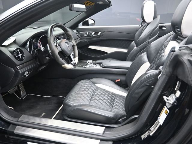 Used 2015 Mercedes-Benz SL 63 AMG image 17