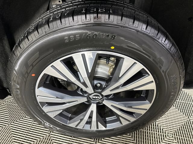 Used 2023 Nissan Rogue SV image 5