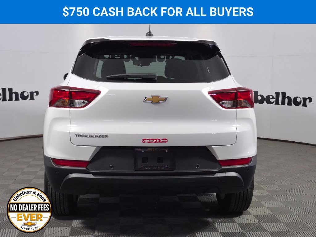 New 2026 Chevrolet TrailBlazer LS w/ LS Convenience Package FWD image 6