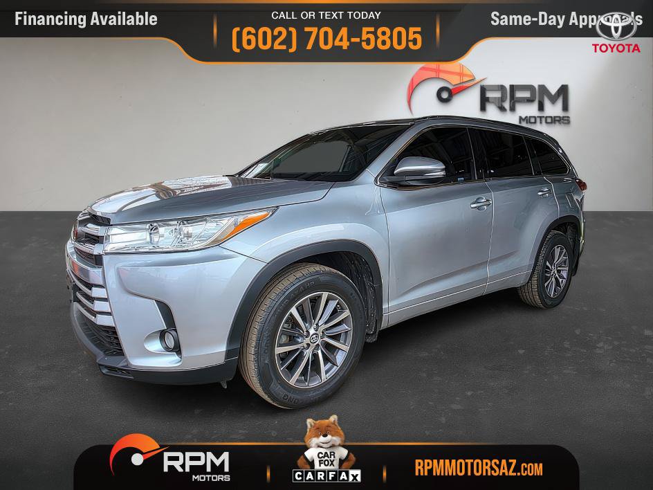 Used 2018 Toyota Highlander XLE AWD/4WD image 3