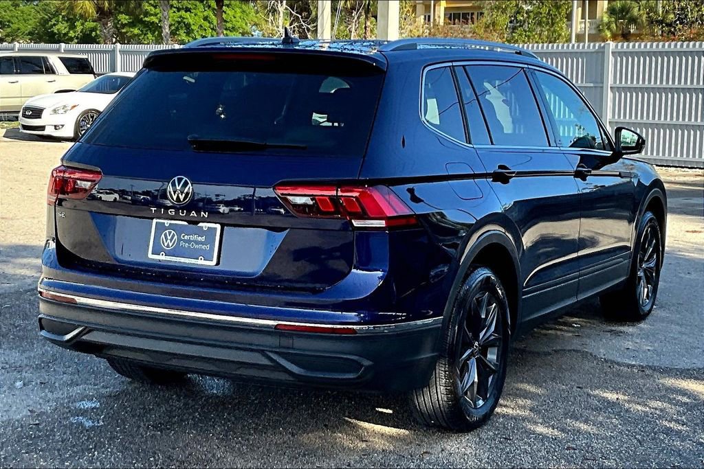 Certified 2024 Volkswagen Tiguan SE image 5