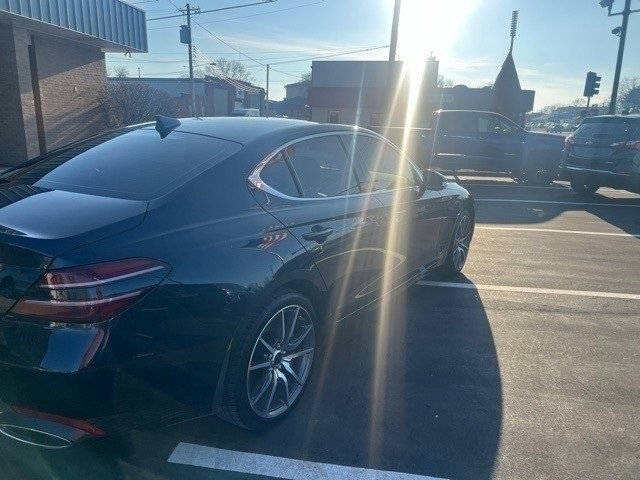 Used 2024 Genesis G70 2.5T image 4