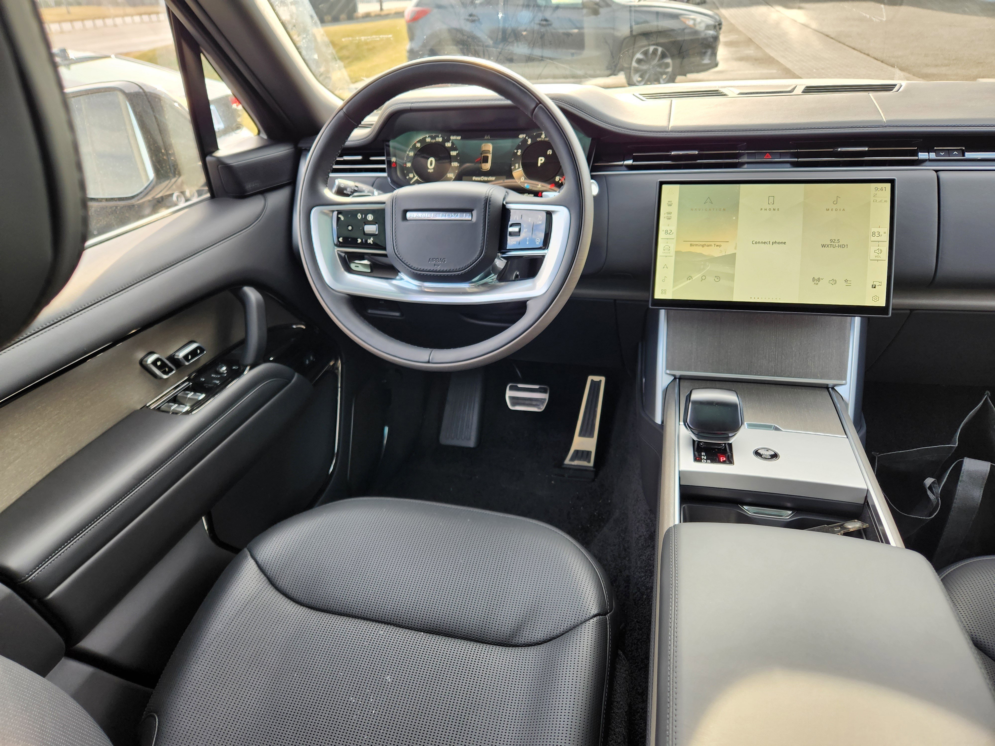 New 2026 Land Rover Range Rover SV image 14
