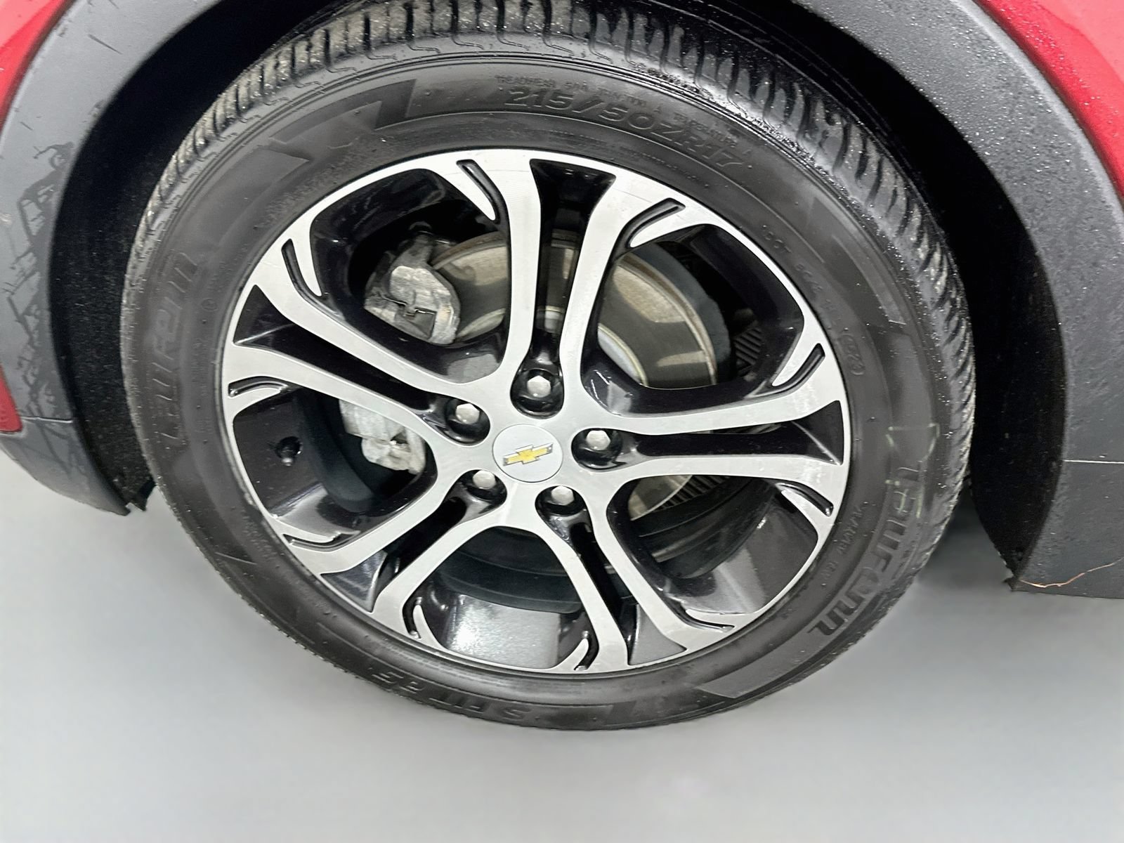 Used 2017 Chevrolet Bolt Premier w/ Driver Confidence II Package FWD image 29