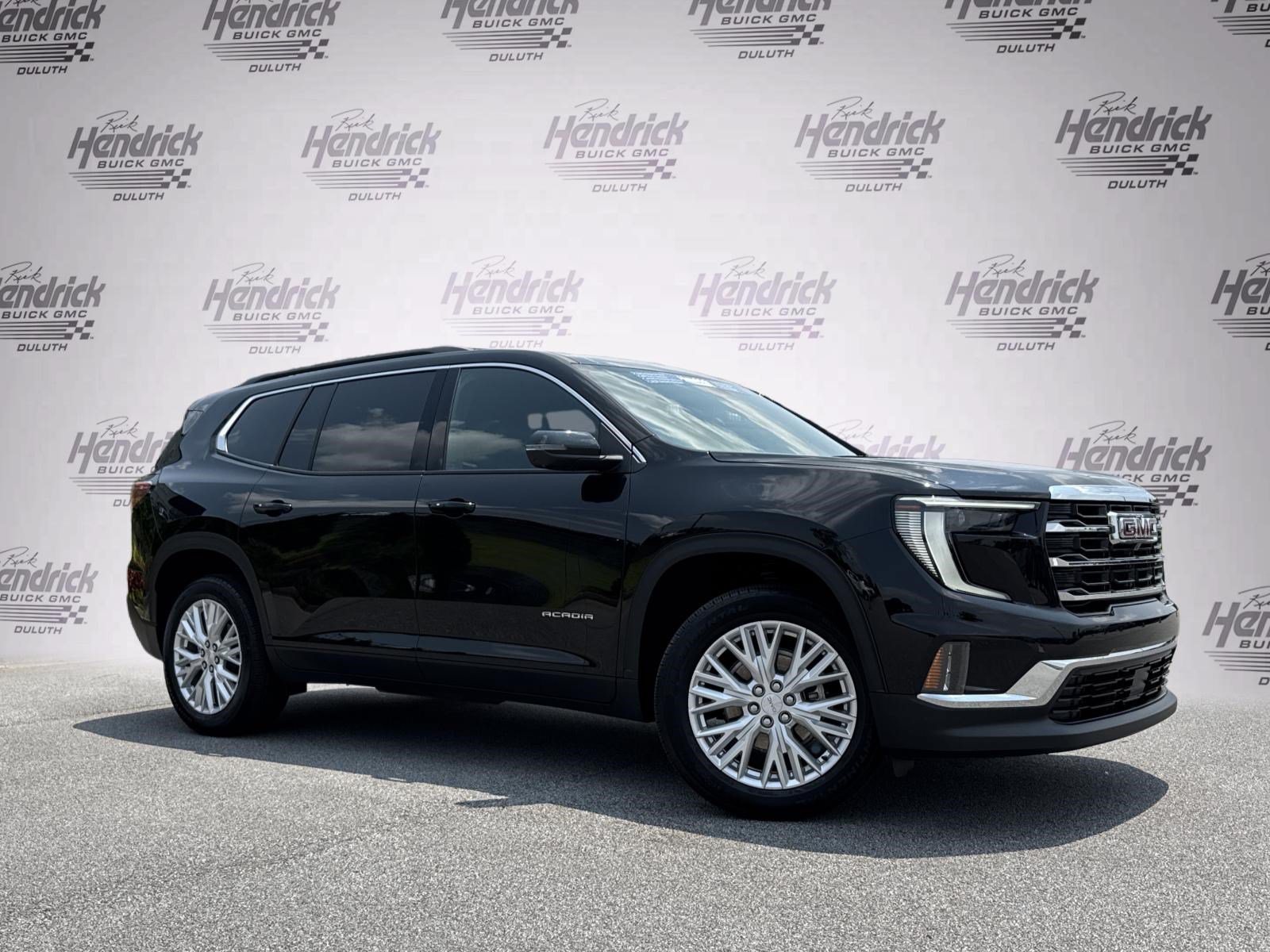Used 2026 GMC Acadia Elevation w/ Elevation Premium Package FWD image 2