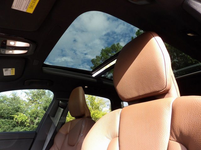 Certified 2024 Volvo XC60 B5 Plus w/ Protection Package Premier image 14