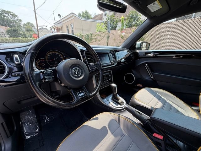 Used 2017 Volkswagen Beetle 1.8T Dune FWD image 15