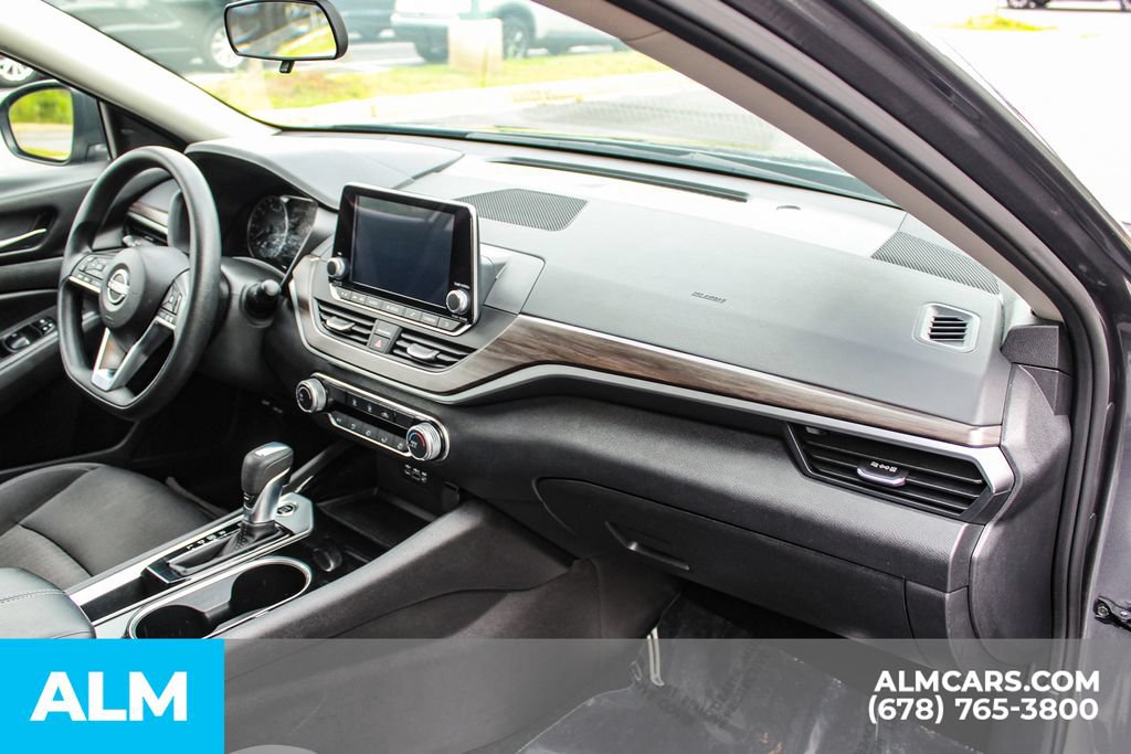 Used 2024 Nissan Altima 2.5 SV FWD image 22