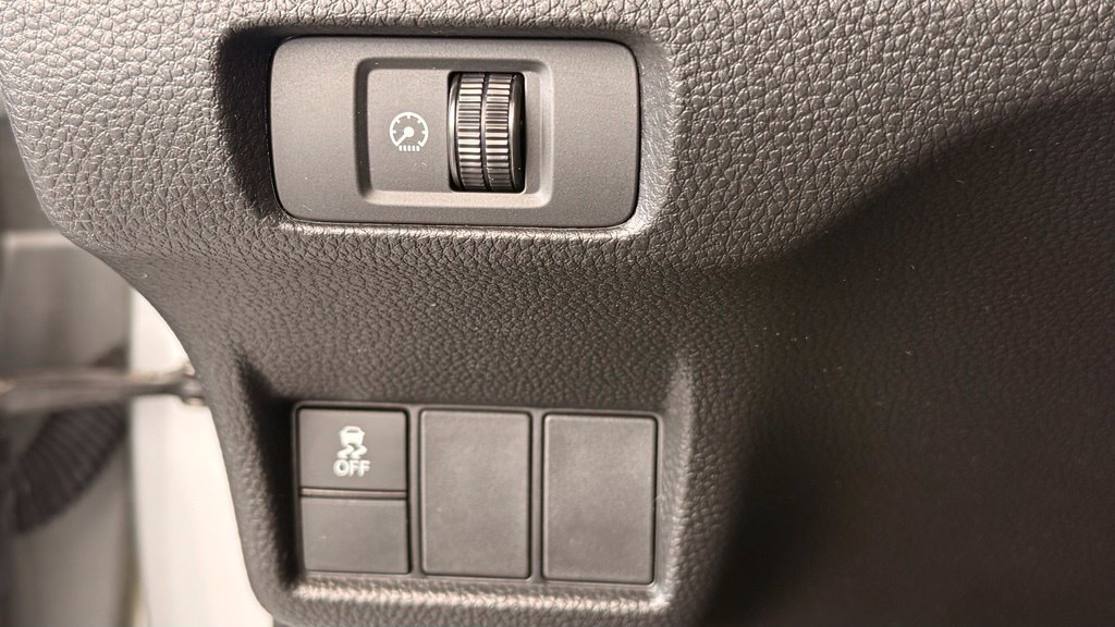 Used 2025 Honda Civic LX image 30