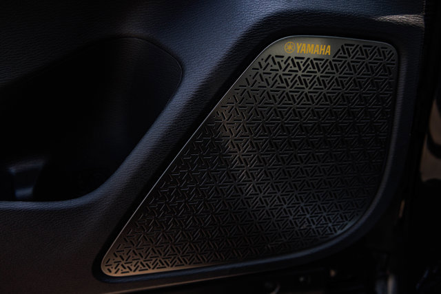 New 2025 Mitsubishi Outlander AWD image 33