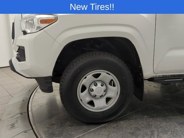 Used 2021 Toyota Tacoma SR image 3
