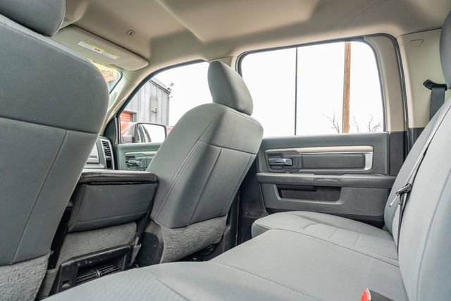 Used 2018 RAM 2500 SLT image 33