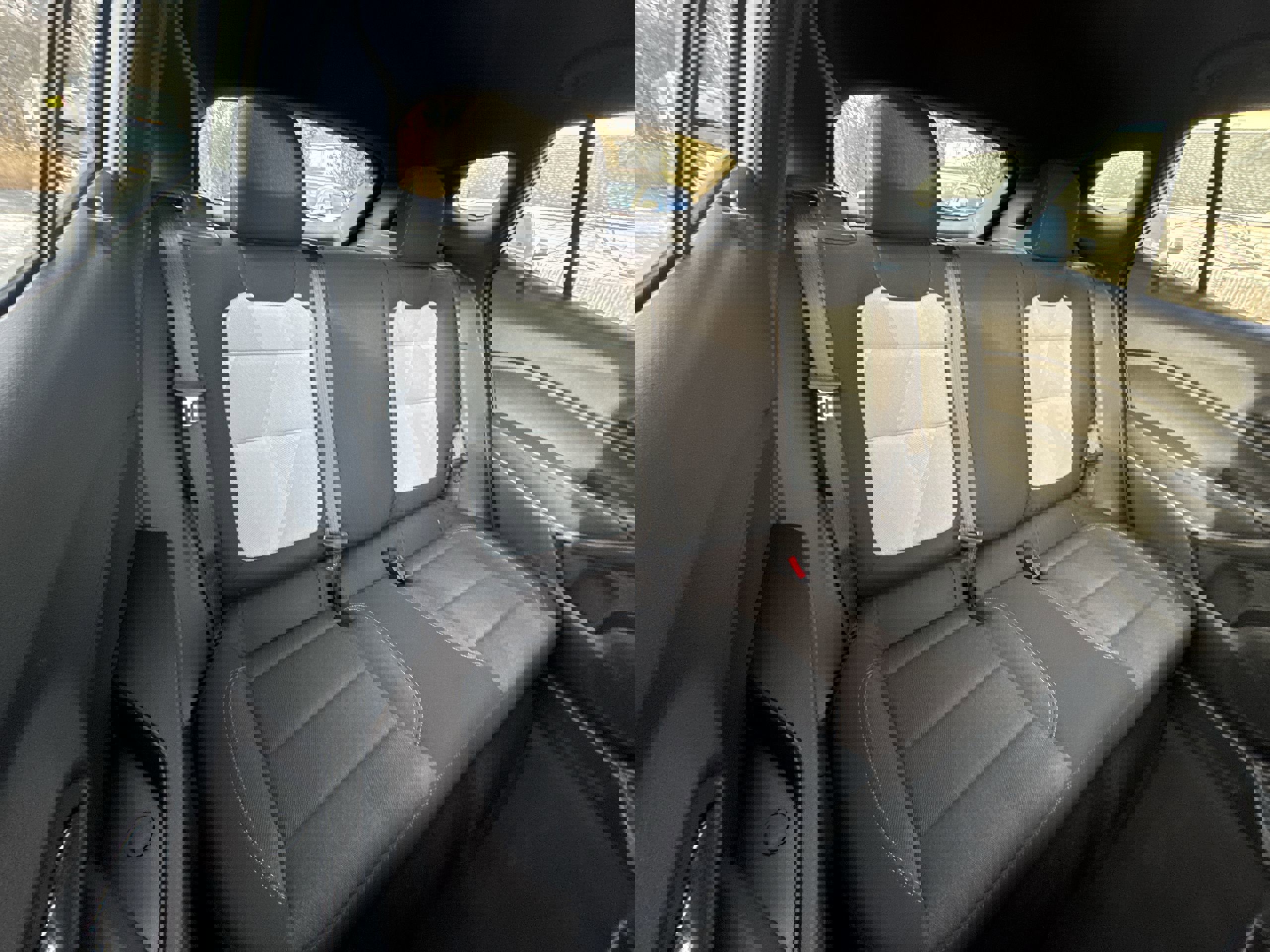 Used 2024 Chevrolet Trax RS w/ Driver Confidence Package image 28