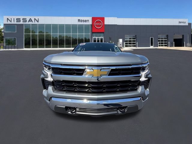 Used 2023 Chevrolet Silverado 1500 LT AWD/4WD image 32