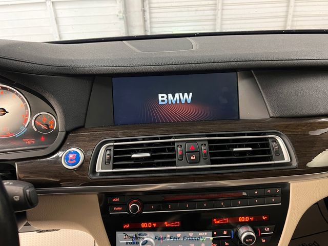 Used 2011 BMW 750i image 38