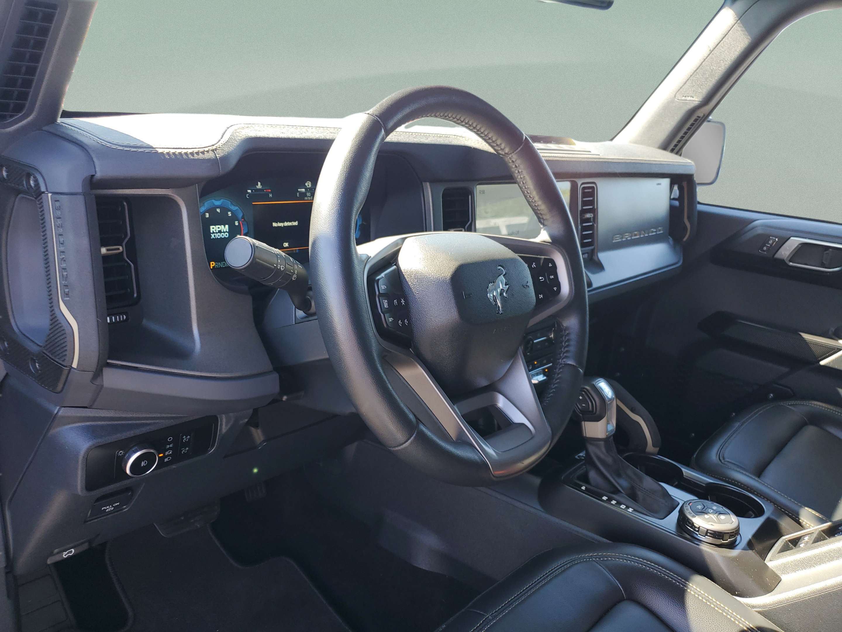 Certified 2025 Ford Bronco Badlands AWD/4WD image 19