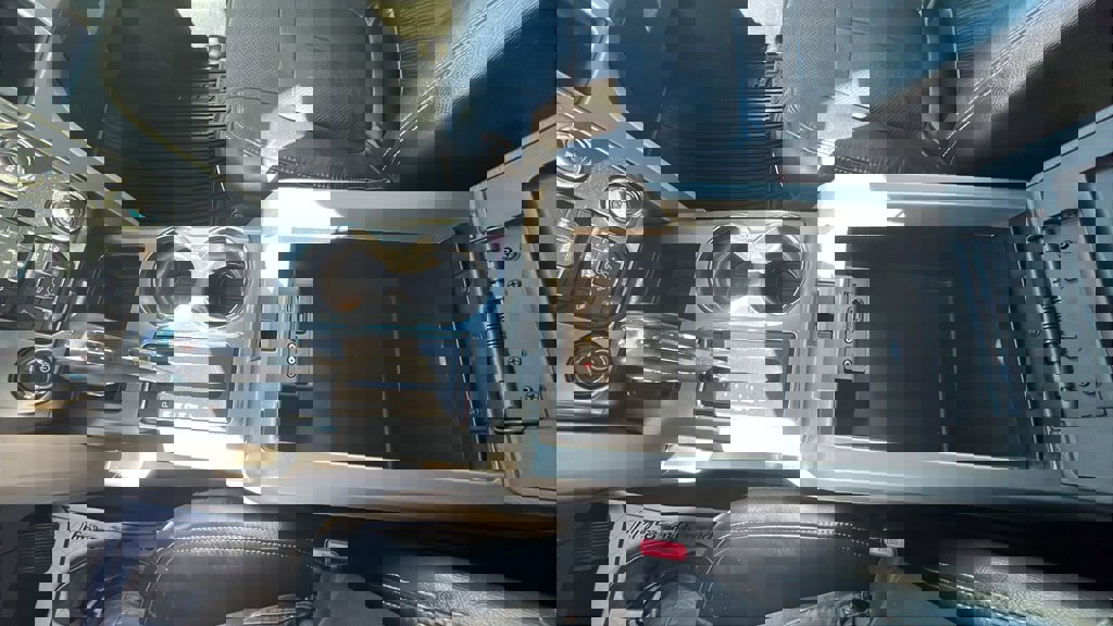 Used 2013 Ford F150 FX4 w/ Luxury Equipment Group image 13