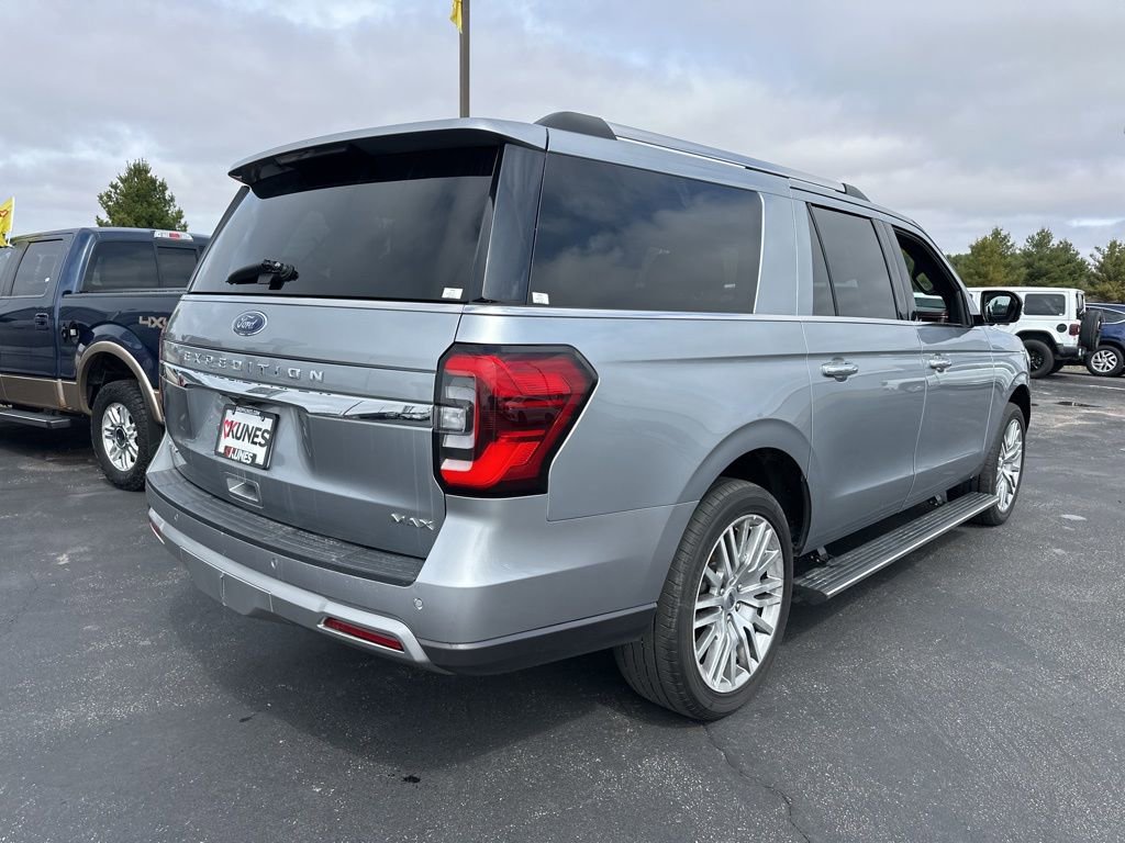 Used 2024 Ford Expedition Max Limited image 10