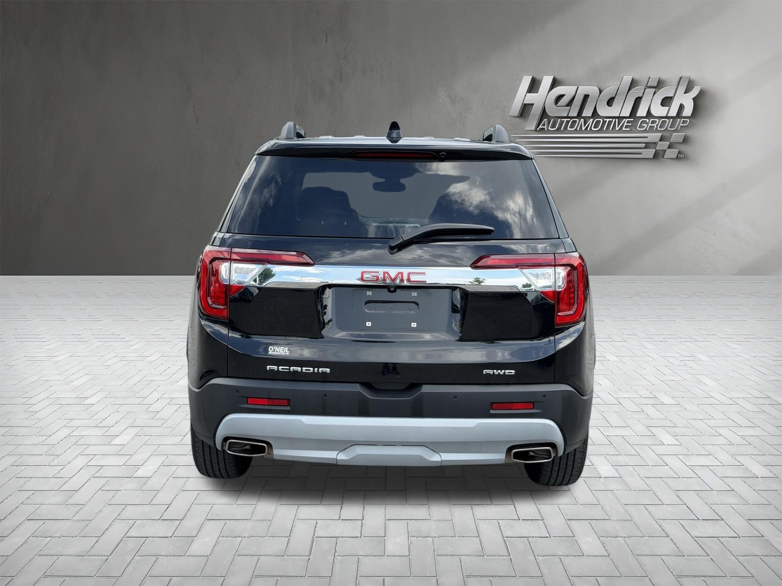 Used 2023 GMC Acadia SLT w/ Technology Package AWD/4WD image 8