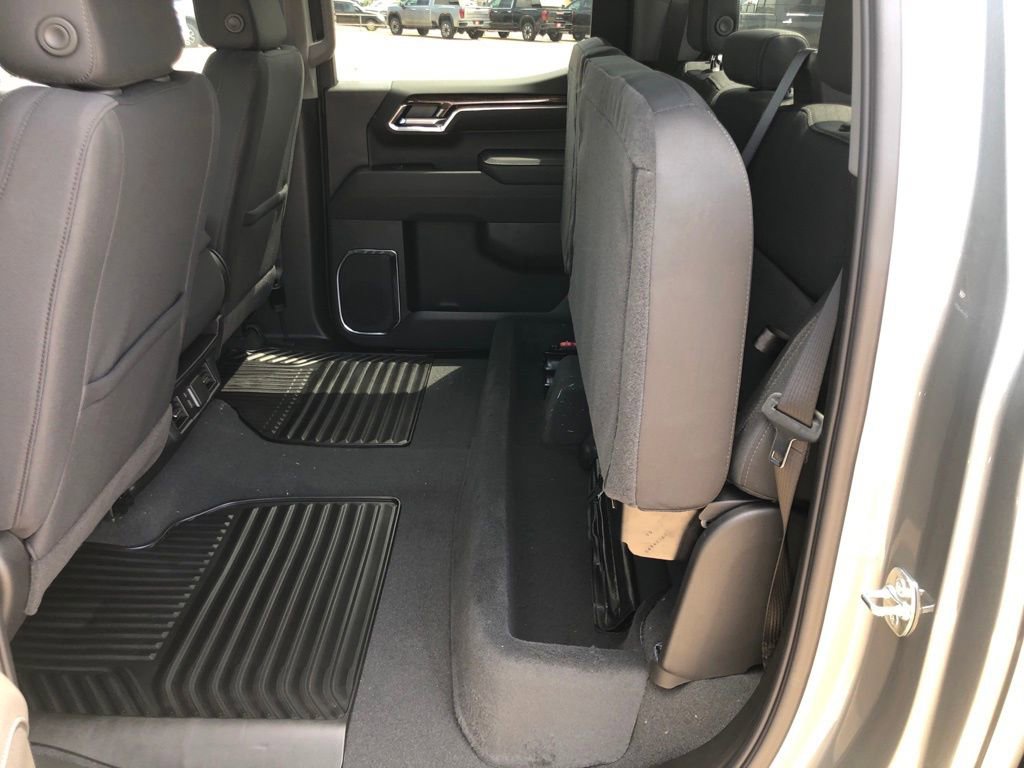 New 2025 GMC Sierra 1500 Elevation image 35