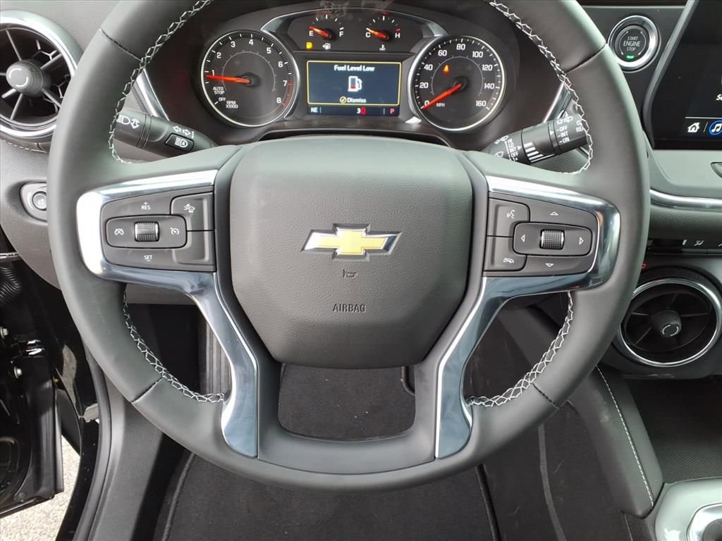 New 2025 Chevrolet Blazer LT w/ LPO, Black Grille Bar Package image 11