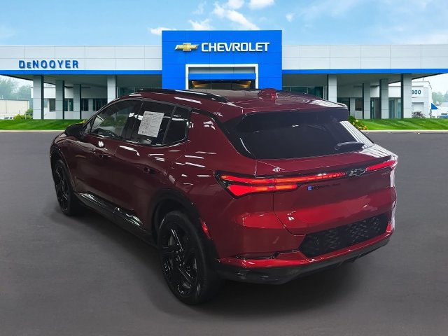 Used 2025 Chevrolet Equinox EV RS AWD/4WD image 9