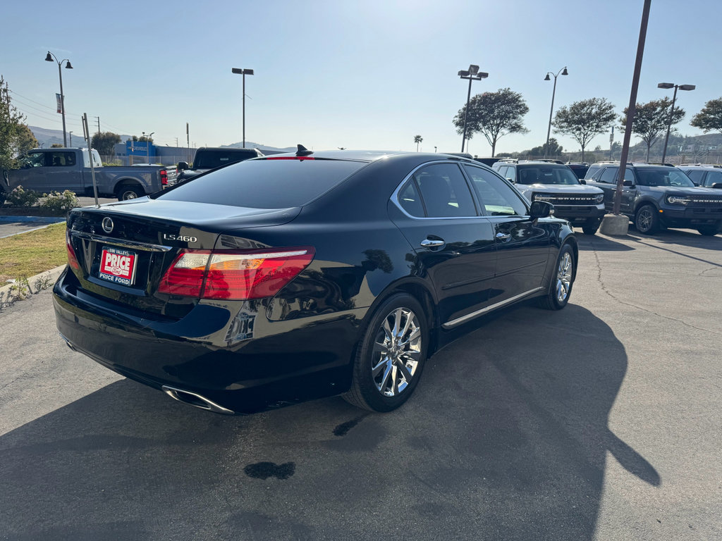 Used 2011 Lexus LS 460 w/ Comfort Pkg RWD image 3