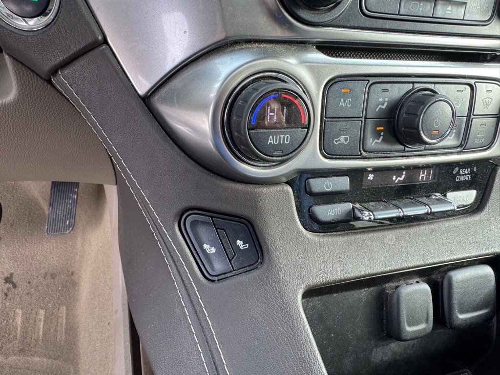 Used 2017 Chevrolet Tahoe LT w/ LT Signature Package image 38