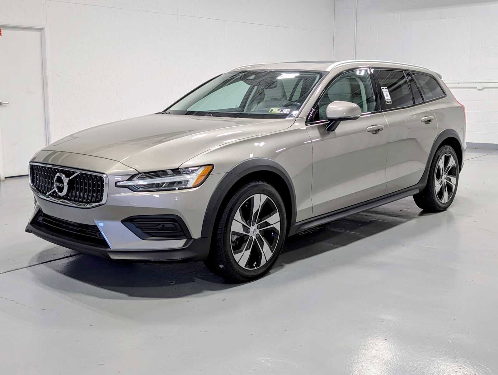 Used 2020 Volvo V60 T5 Cross Country w/ Protection Package