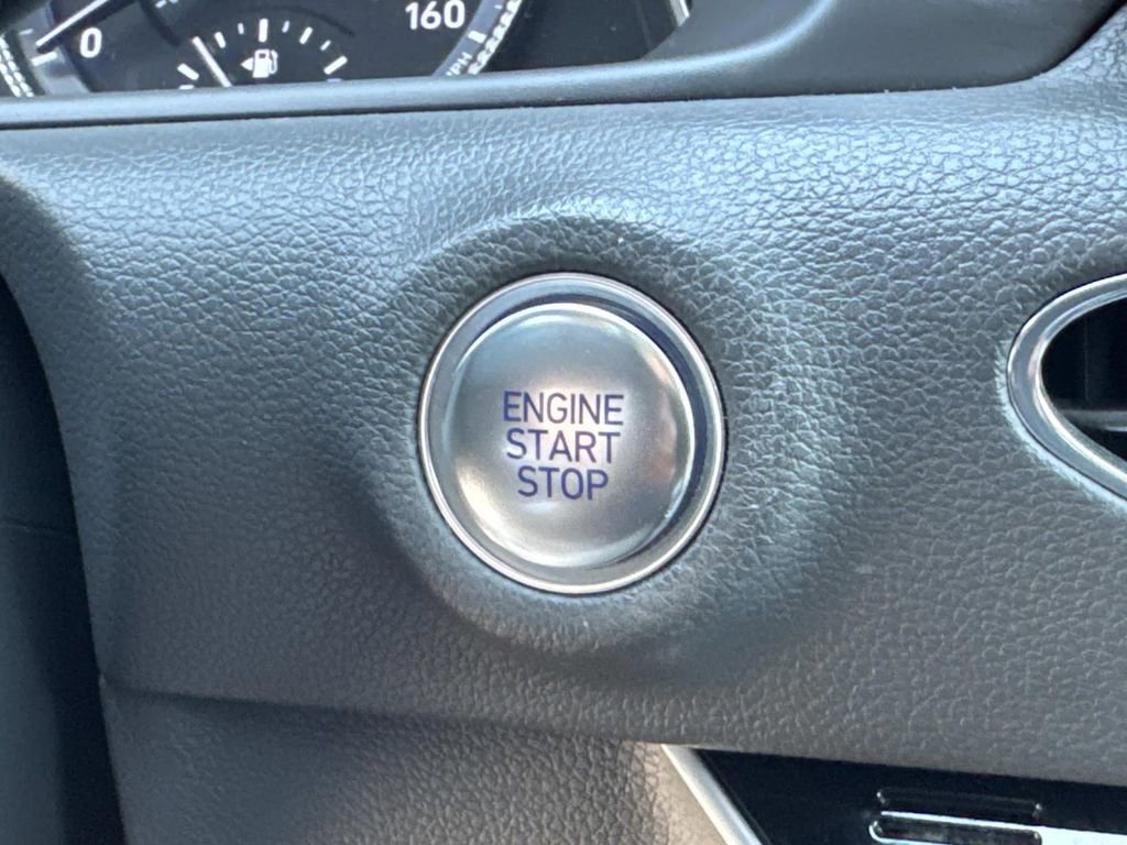 Certified 2023 Hyundai Sonata SEL FWD image 14