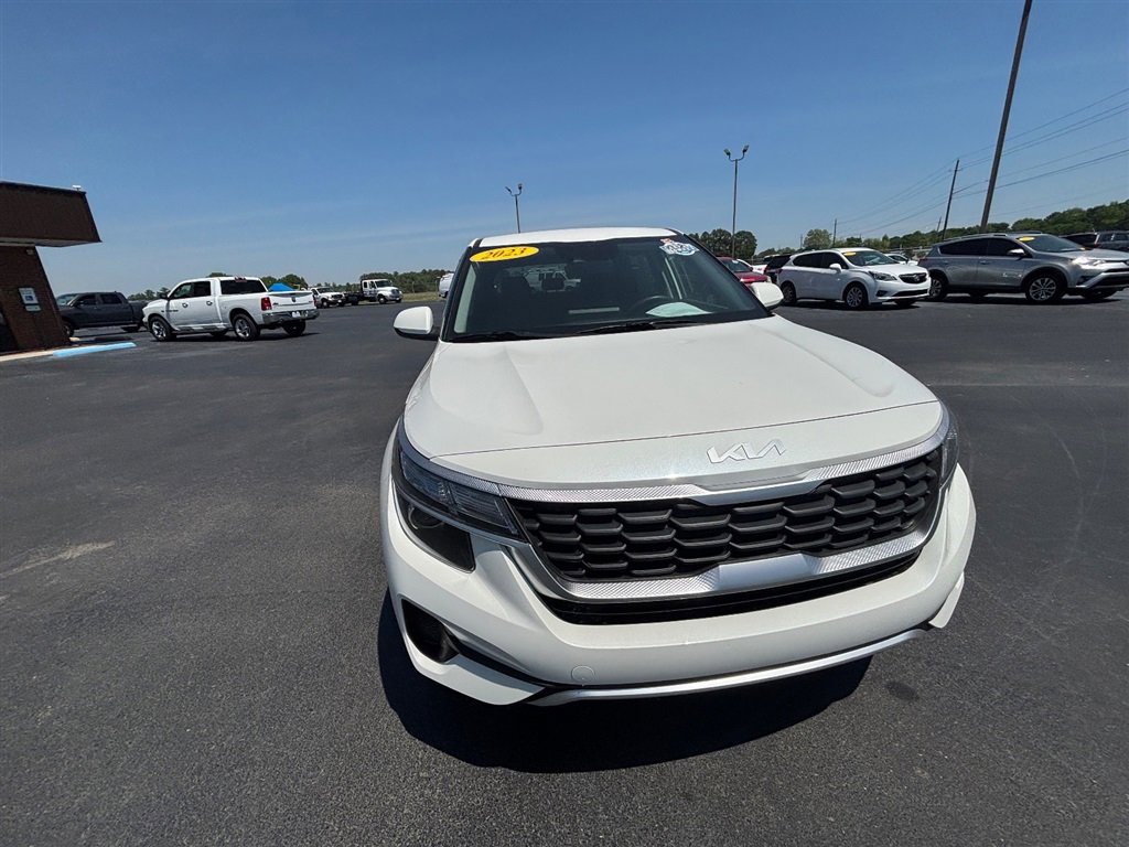 Used 2023 Kia Seltos LX AWD/4WD image 11