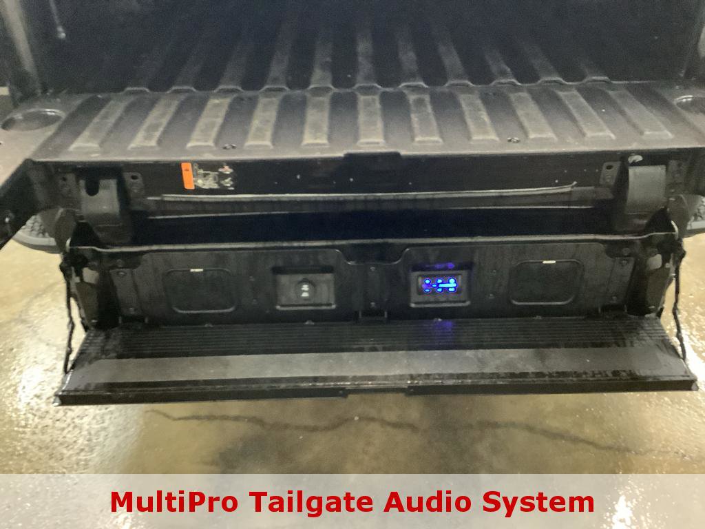 Used 2025 GMC Sierra 1500 AT4X image 9