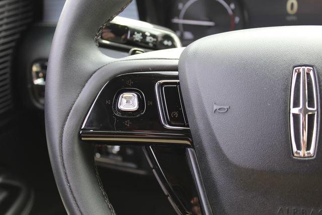 Certified 2022 Lincoln Corsair AWD w/ Equipment Group 101A image 17