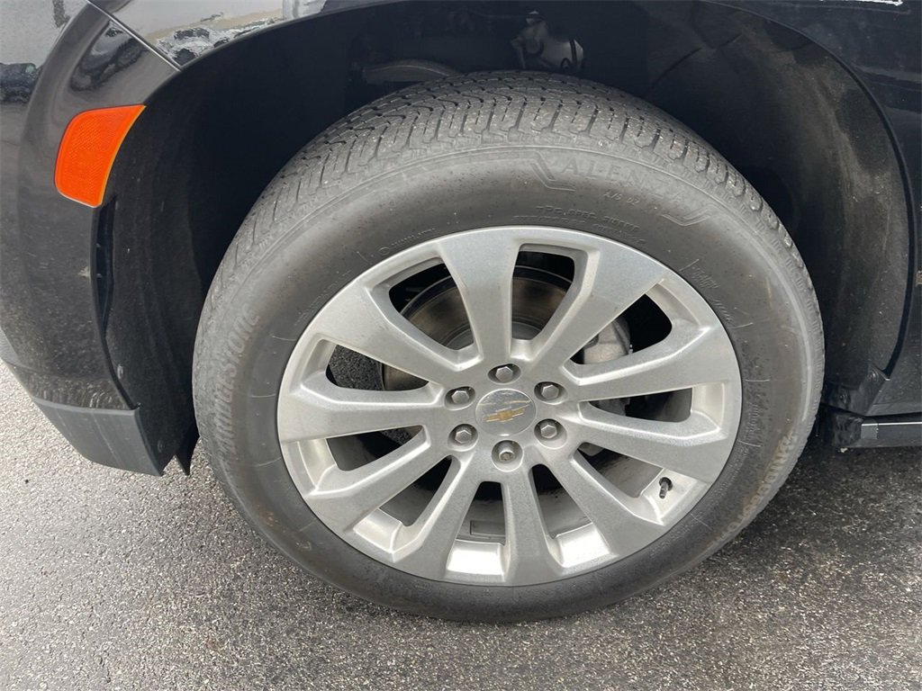 Used 2022 Chevrolet Tahoe Premier image 2