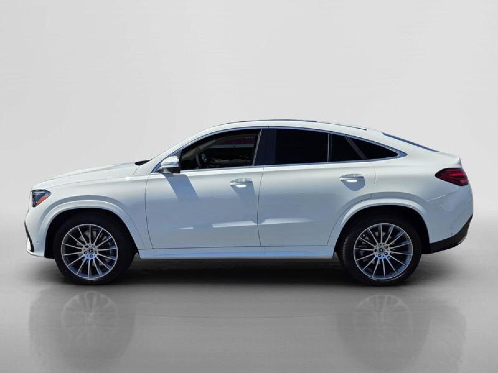 New 2026 Mercedes-Benz GLE 450 4MATIC Coupe image 2