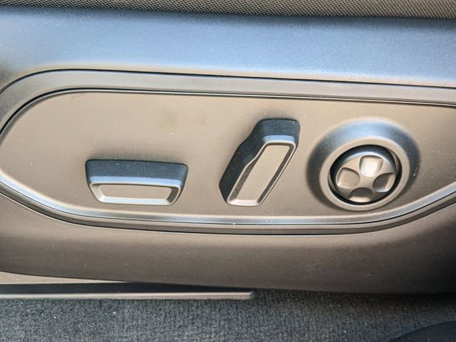 New 2025 Jeep Grand Cherokee L Laredo image 18