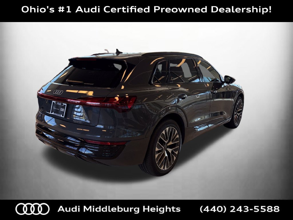Used 2024 Audi Q8 e-tron Premium Plus AWD/4WD image 8