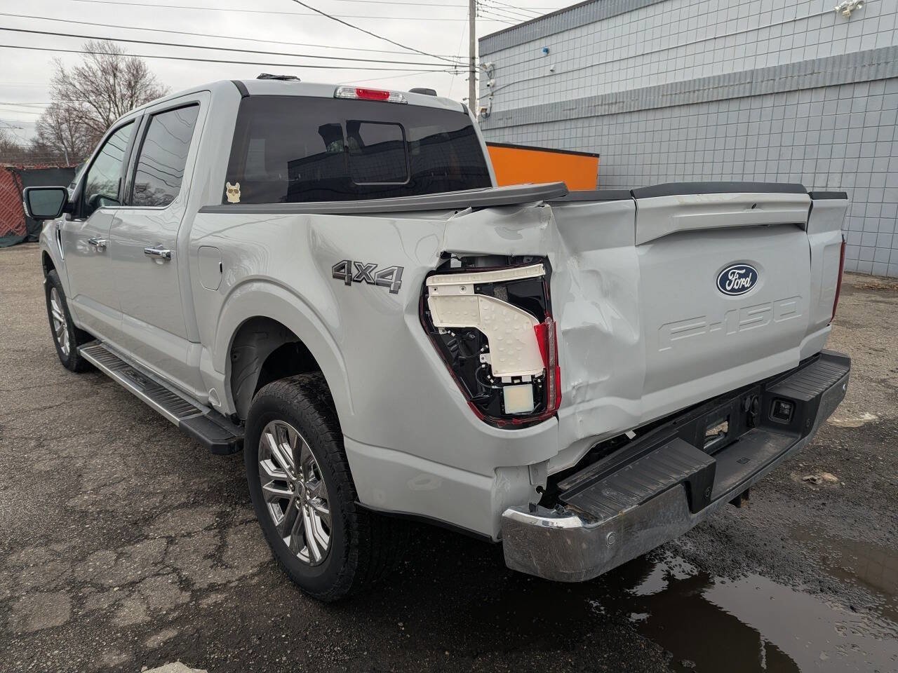 Used 2024 Ford F150 Lariat w/ Bed Utility Package image 5