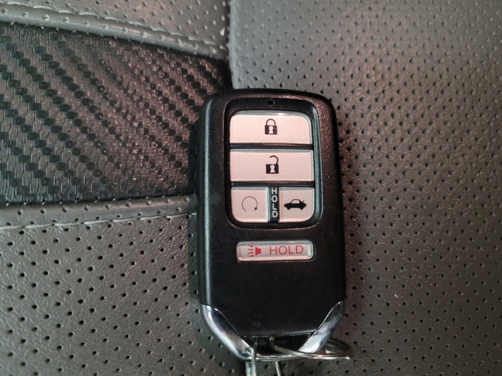 Used 2017 Honda Civic EX-L image 32