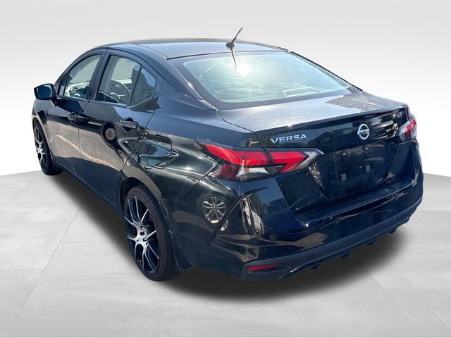 Used 2021 Nissan Versa S FWD image 5