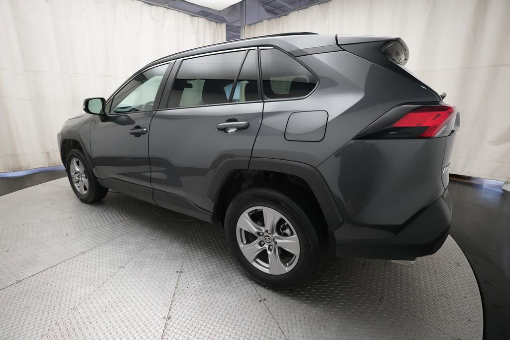 Used 2025 Toyota RAV4 XLE image 32