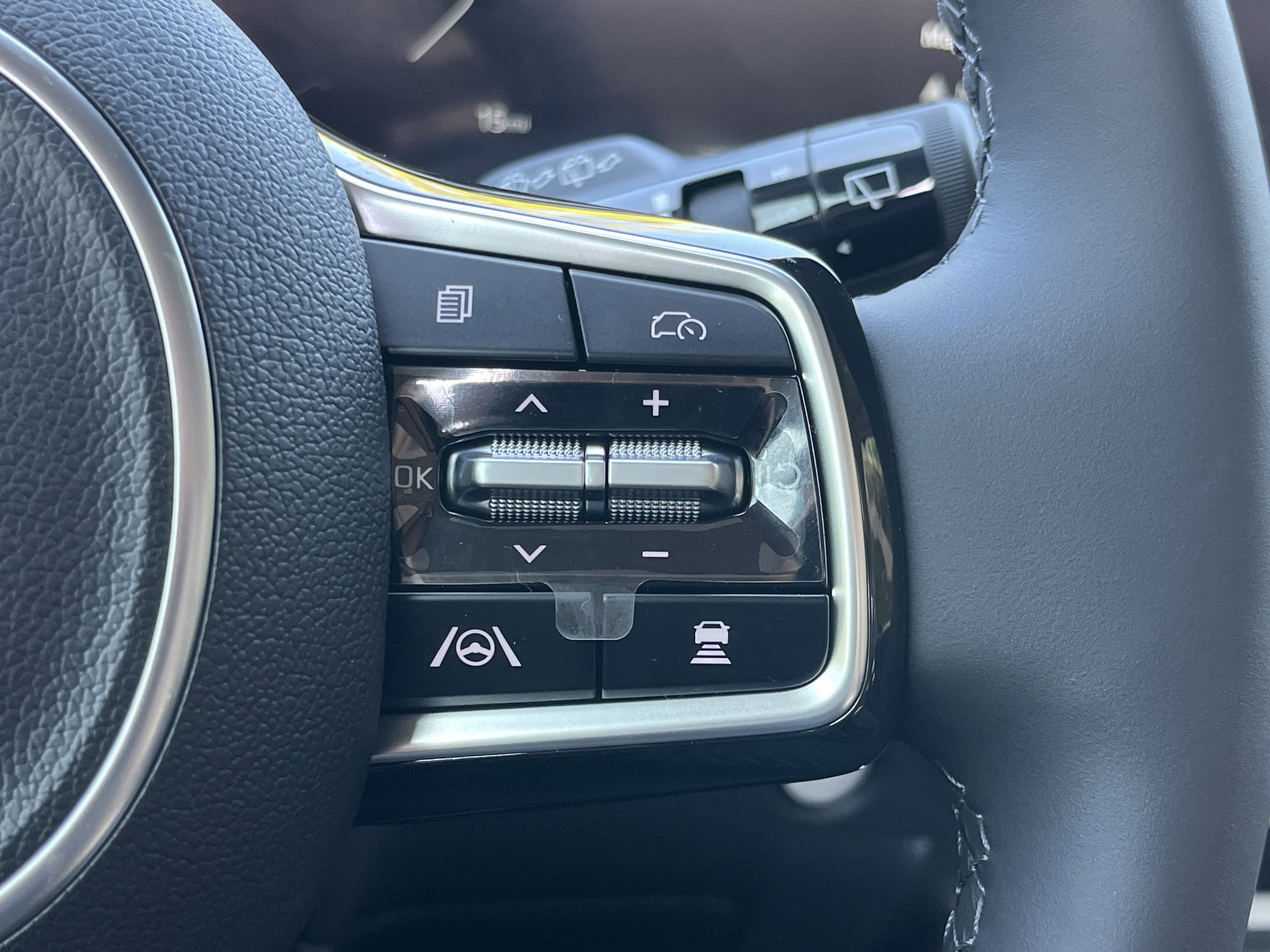 New 2026 Kia Carnival SX Prestige image 14