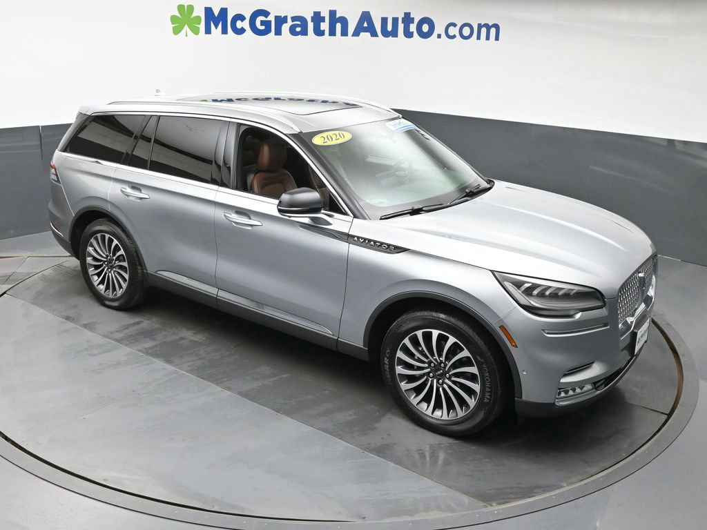Used 2020 Lincoln Aviator Reserve w/ Equipment Group 201A image 3