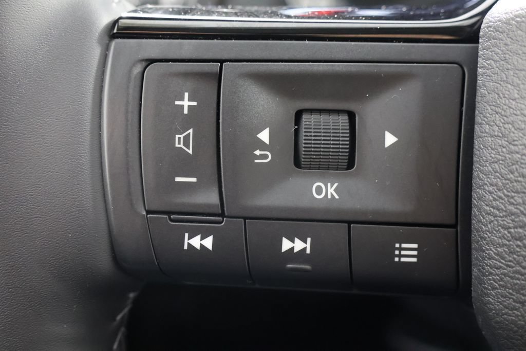 Used 2025 Nissan Rogue SL w/ SL Premium Package AWD/4WD image 11