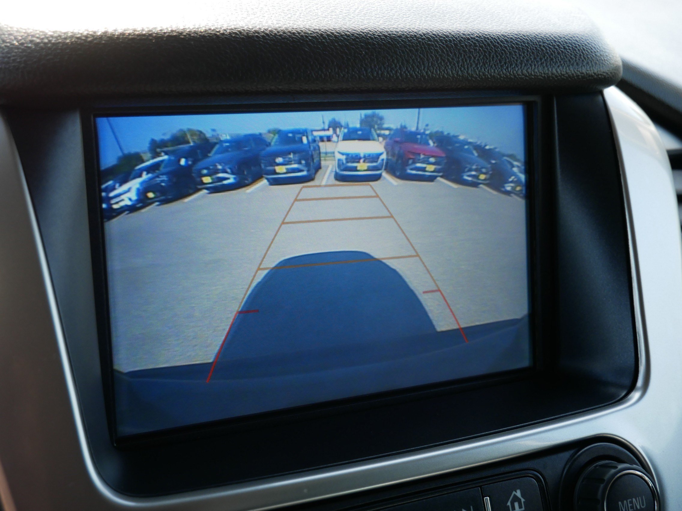 Used 2020 Chevrolet Tahoe LS w/ Enhanced Driver Alert Package AWD/4WD image 31