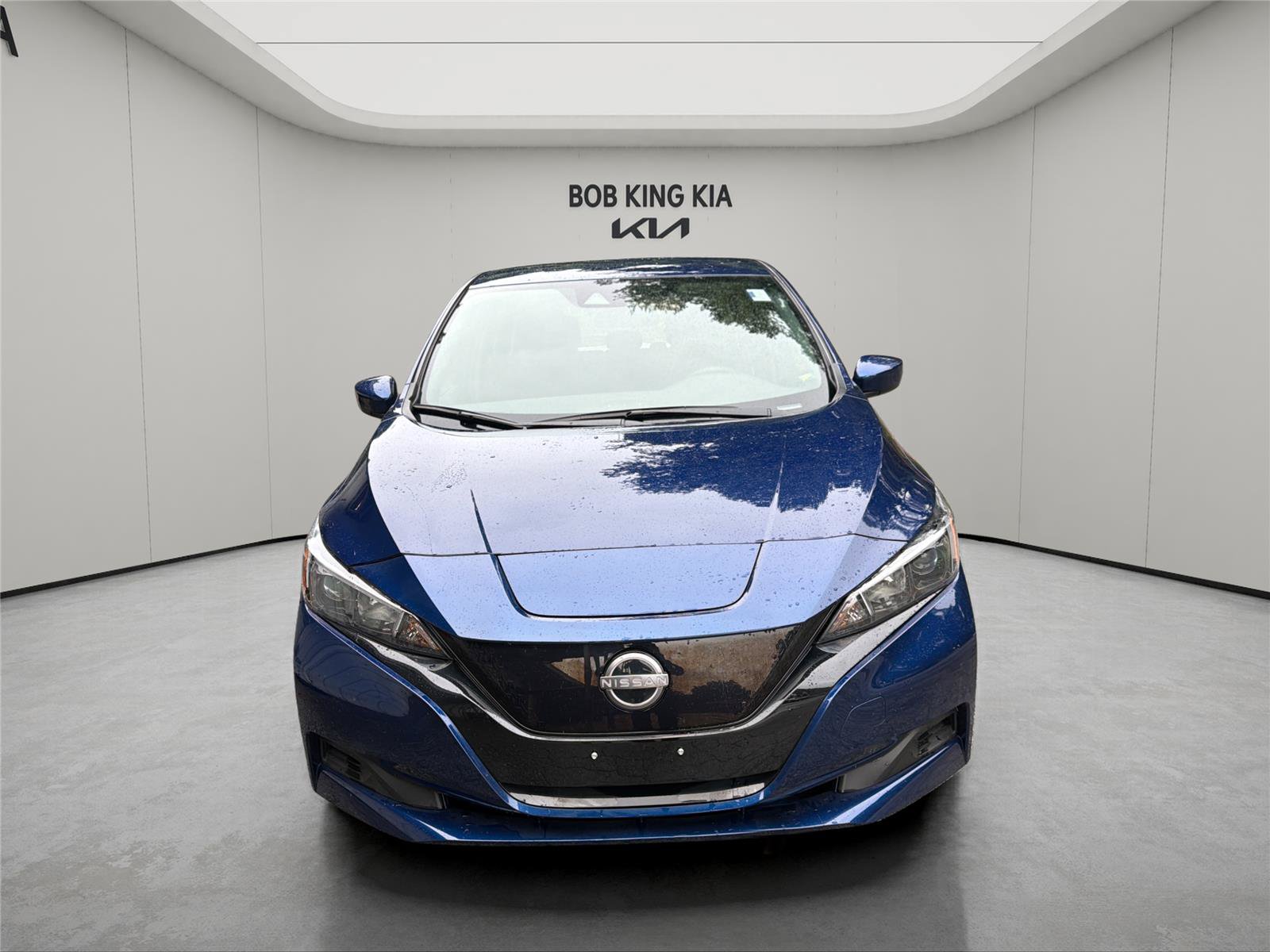 Used 2025 Nissan Leaf S FWD image 8